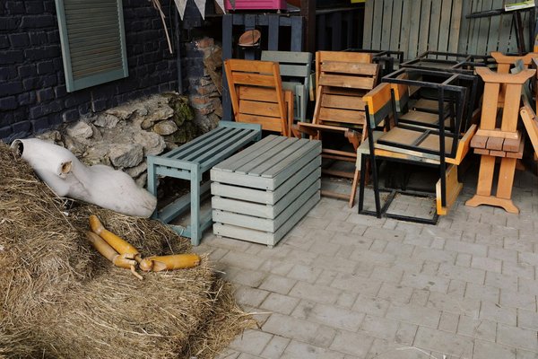 Quelles techniques pour fabriquer des meubles en palettes recyclées?